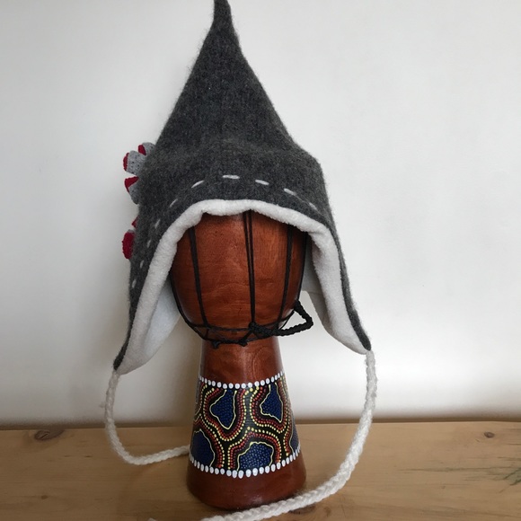 children winter hat - Picture 4 of 4